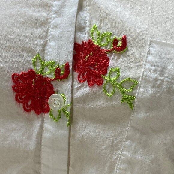 Marc New York L Floral Embroidered Button-Up Tie-Front Shirt Fun Park Picnic Cro - Picture 3 of 9